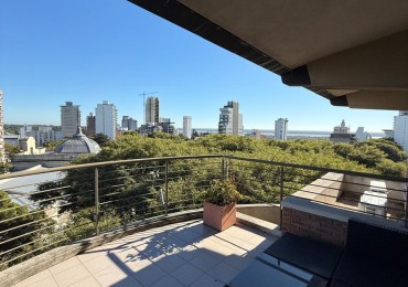 SE VENDE PENT HOUSE EN EL PARQUE 