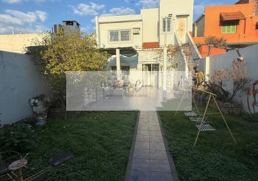 SE VENDE CASA ZONA PARQUE