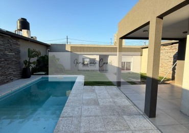 SE VENDE CASA MODERNA